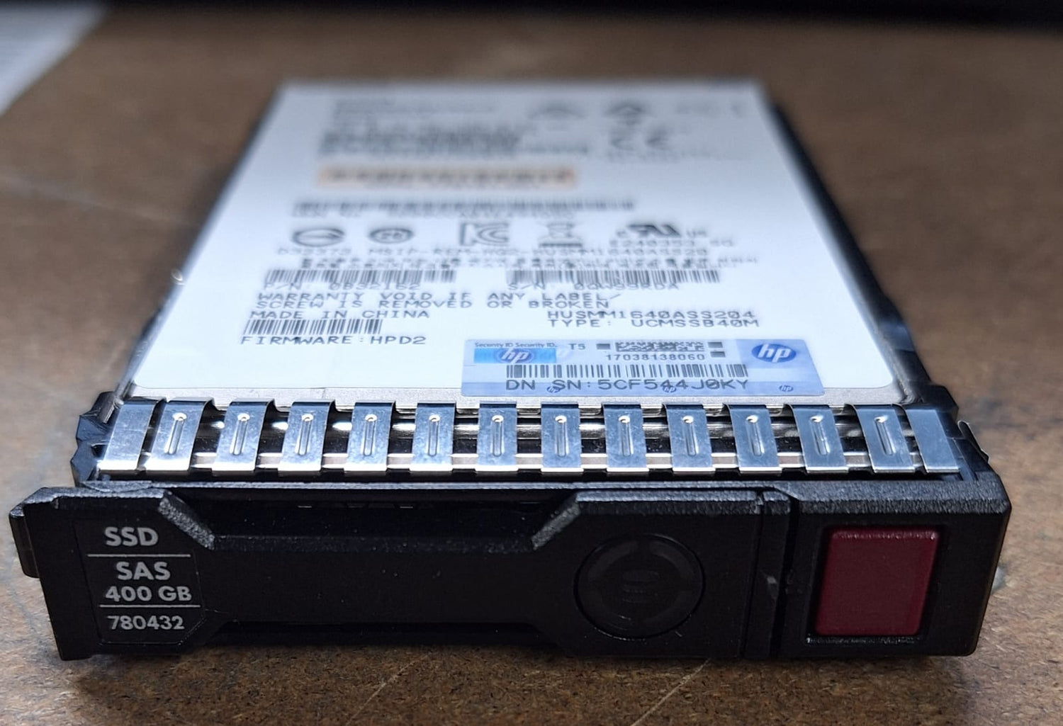 779168-B21 HPE Hard Disk Drive 400GB SOLID STATE DRIVE SAS 2nd :780432-001: Alt () Other :: HPE MODEL: MO0400JEFPA, HPE P/N: 765289-002, GPN: 779181-001, P/N: 0B32162