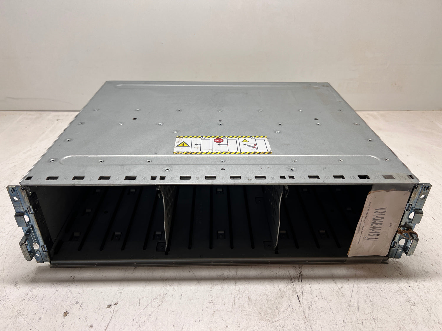 EMC VNX KTN-STL3 Hard Drive Array Expansion Dual Controllers Dual AC PSU No Disks