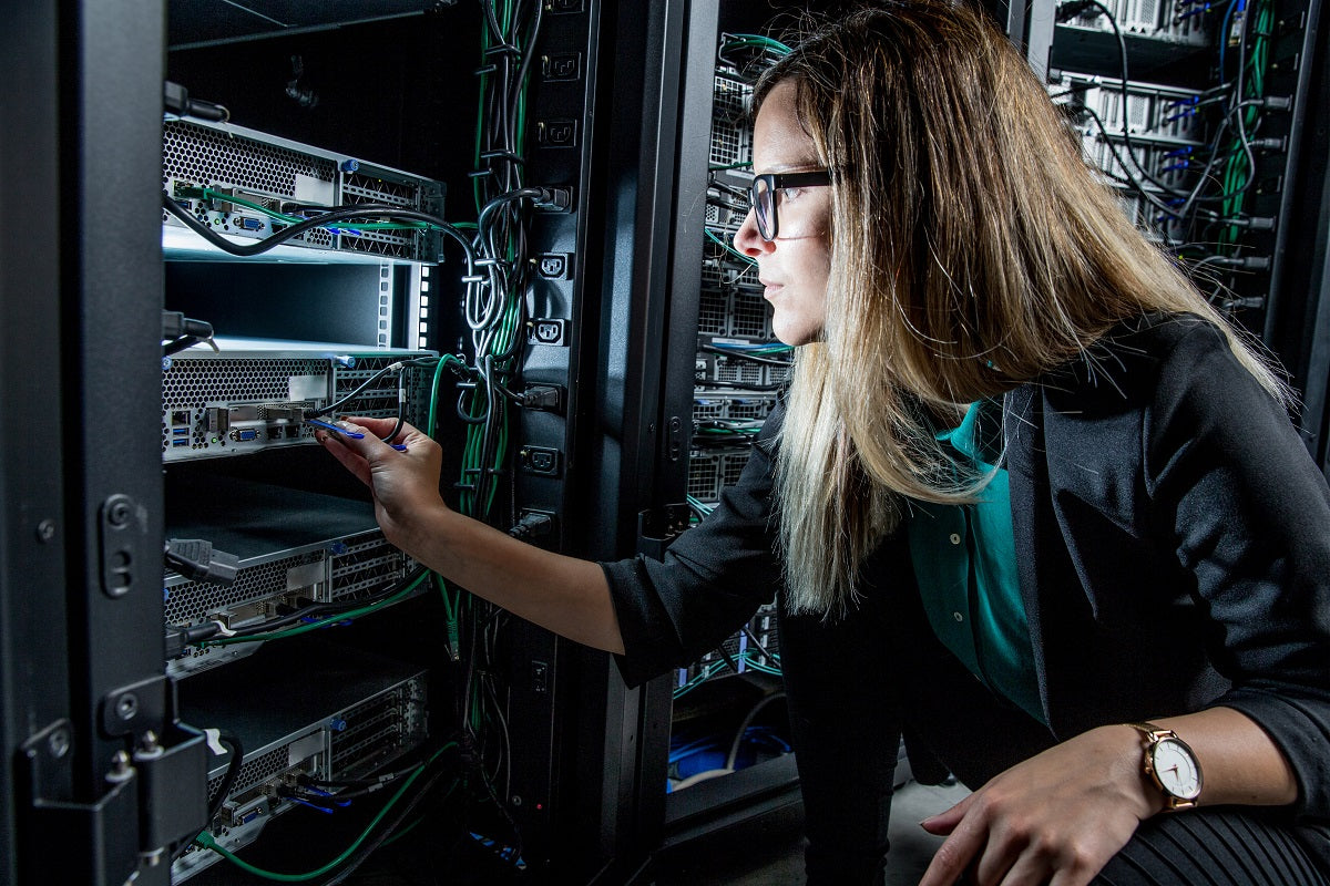 00J1657 Netezza Database Accelerator BladeCenter HS22 include 7870-AC1 2nd :: Alt () Other //