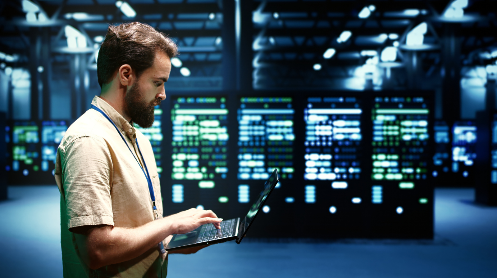 Server Redundancy Explained: Power, Storage, Network & Cooling Best Practices