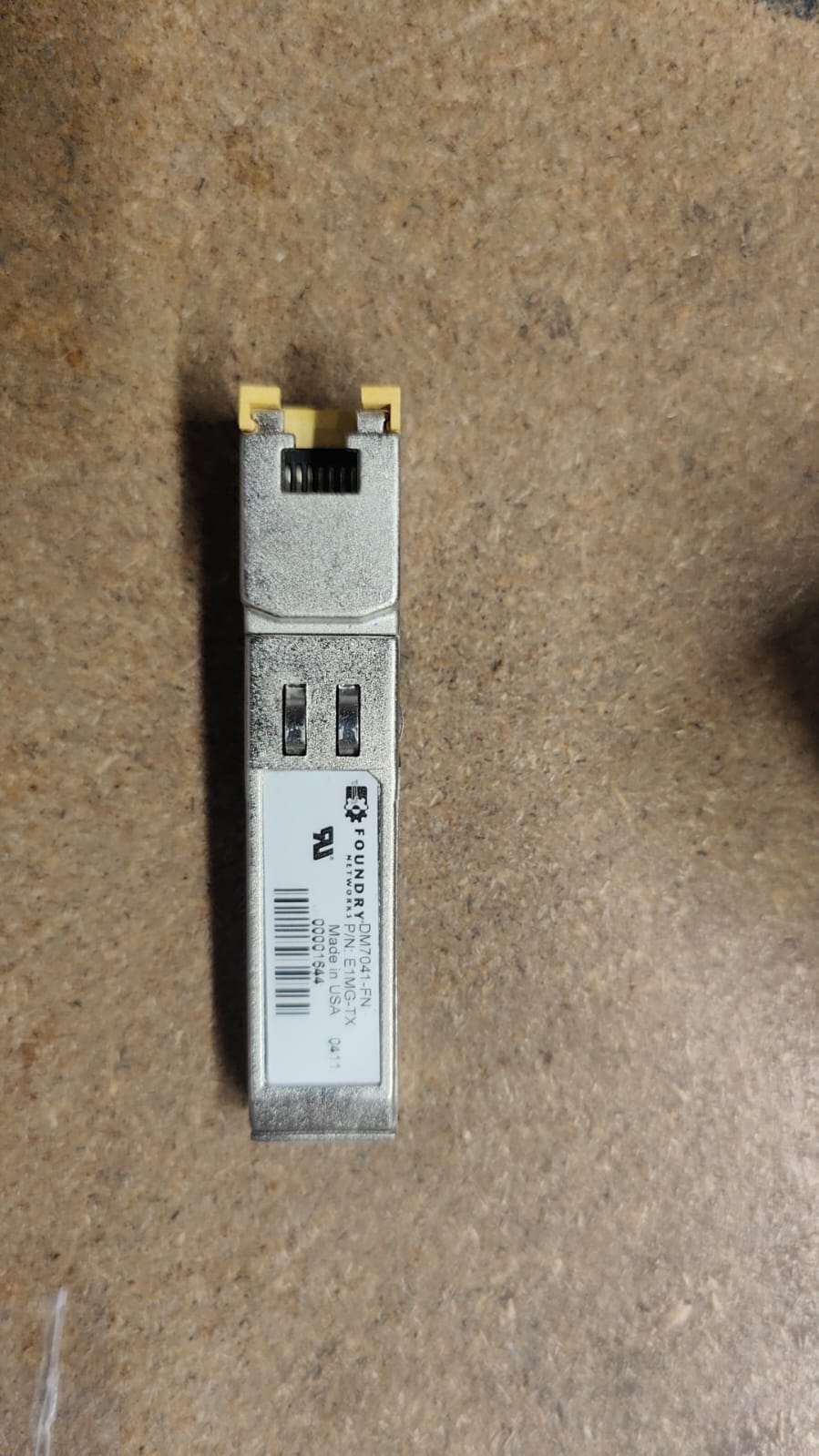 Foundry DM7041-FN E1MG-TX RJ-45 1 Gbps SFP 2nd :: Alt (E1MG-TX) Other //