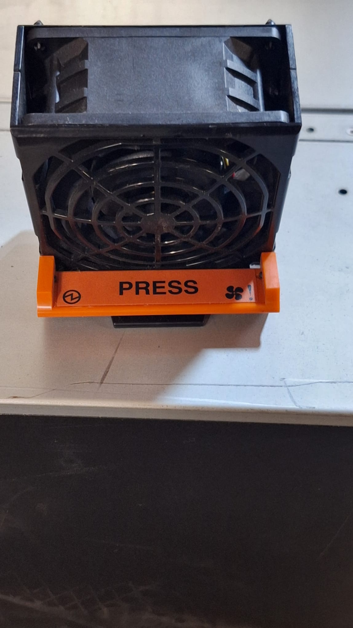 IBM 46K4939 POWER7 9179-MHB 80MM FAN ASSEMBLY 2nd :: Alt () Other //