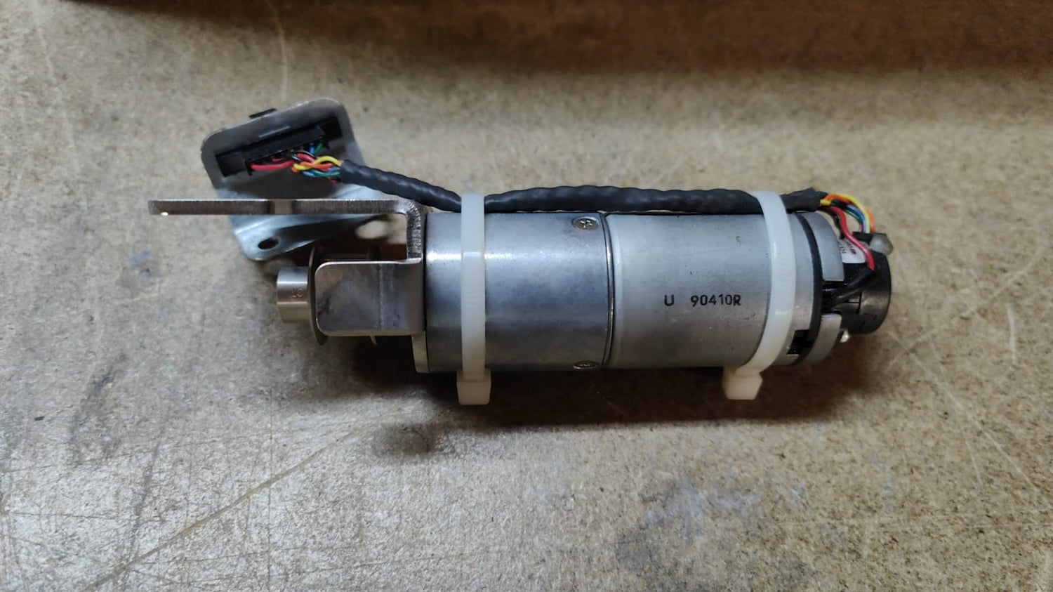 419873302 Sun StorageTek Drive Motor Assy, Safety Door 2nd :: Alt () Other //