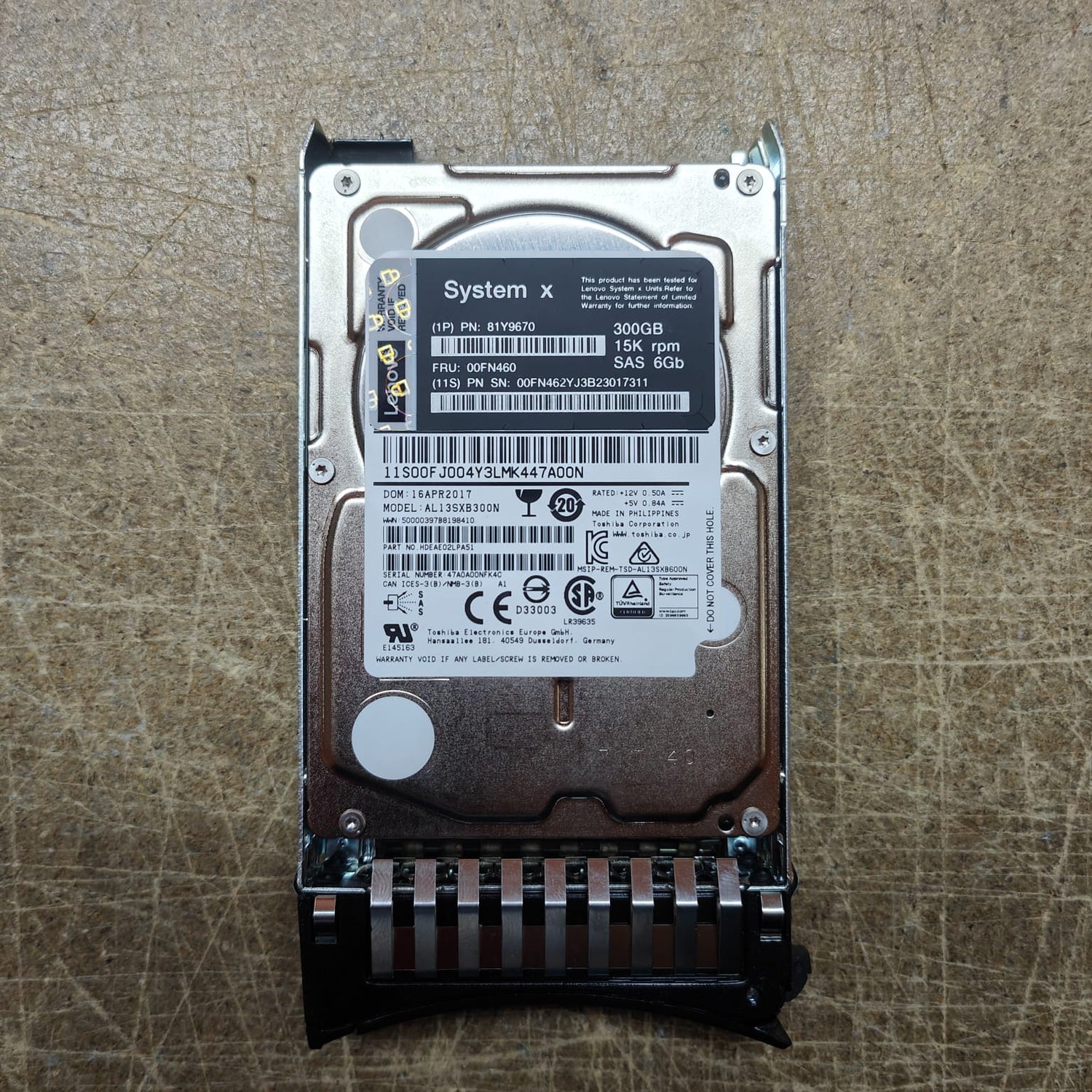 IBM 300GB 15K SAS 6GB Hard Disk Drive 00FN462 PN:00FN460 2nd :00FN460: Alt () Other //