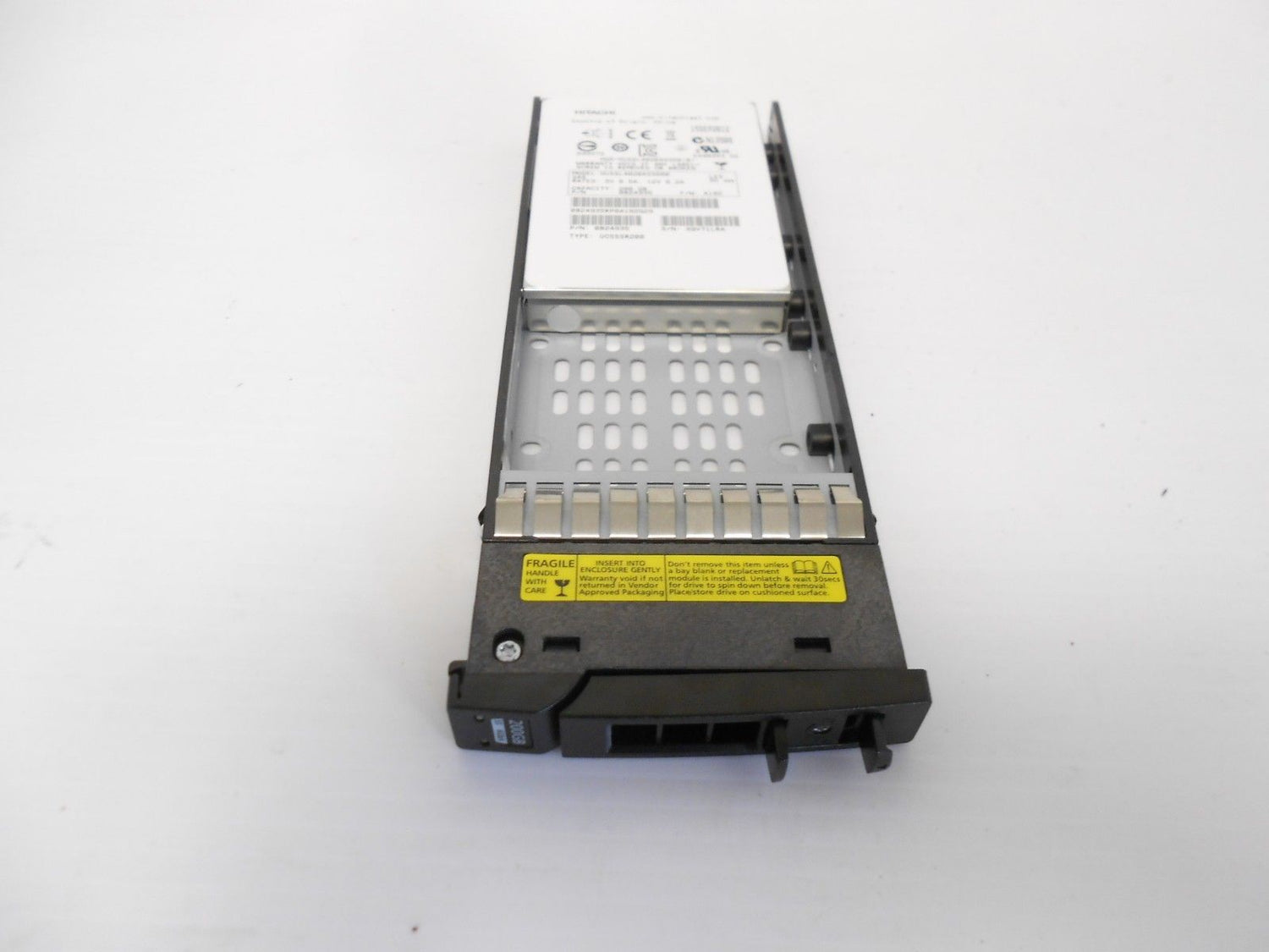 0968009-02 0B24935 Hitachi Compellent 200GB SAS 6GBPS SSD 2.5" Hard Drive w/Tray DSHS20AXQV3UAXA 2nd :0B24935: Alt () Other //