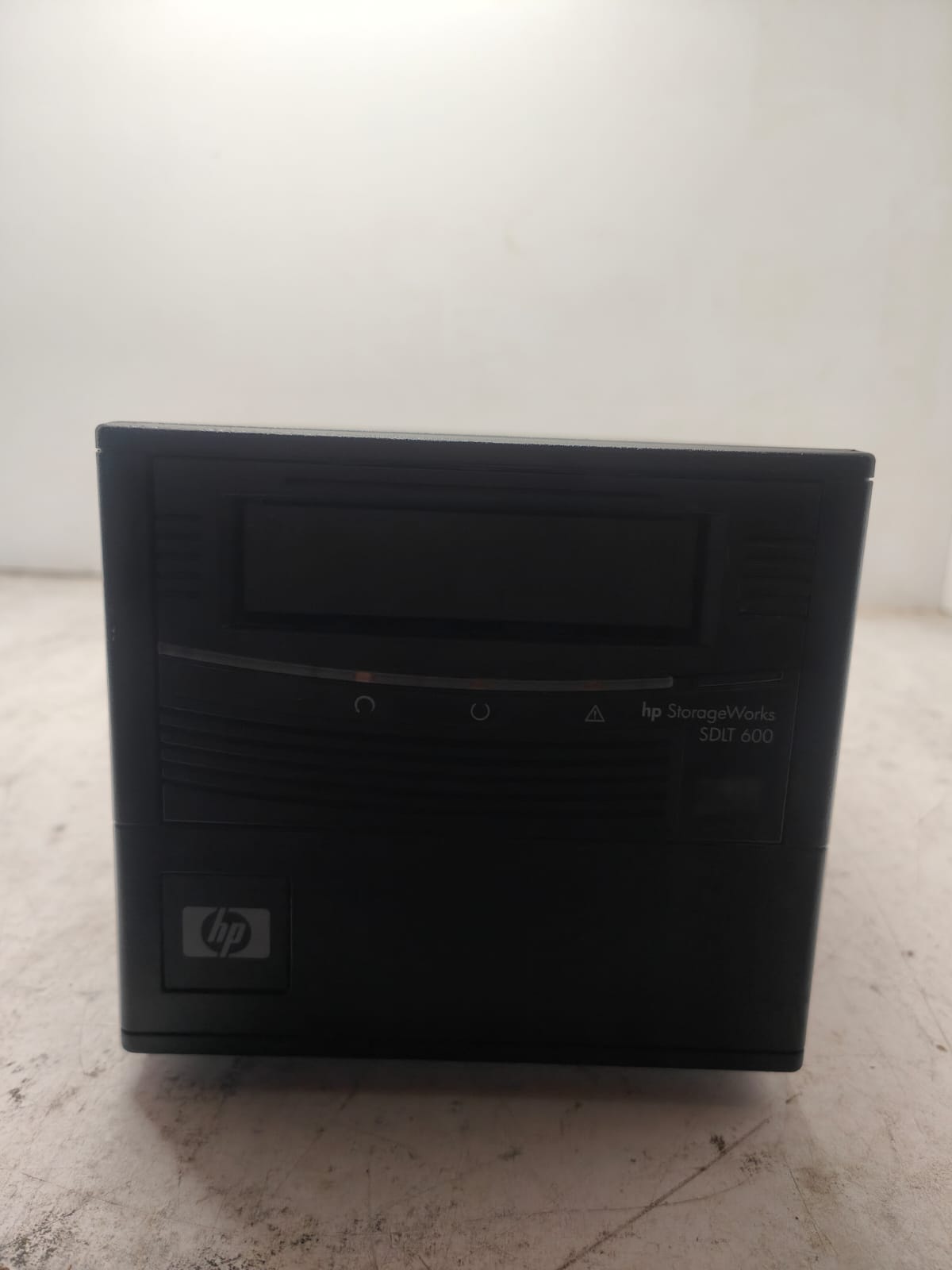 HP StorageWorks SDL T600 SCSI LVD External Tape Drive  360287-001 360287-002 PN:70-85341-16 2nd :360287-002: Alt () Other //