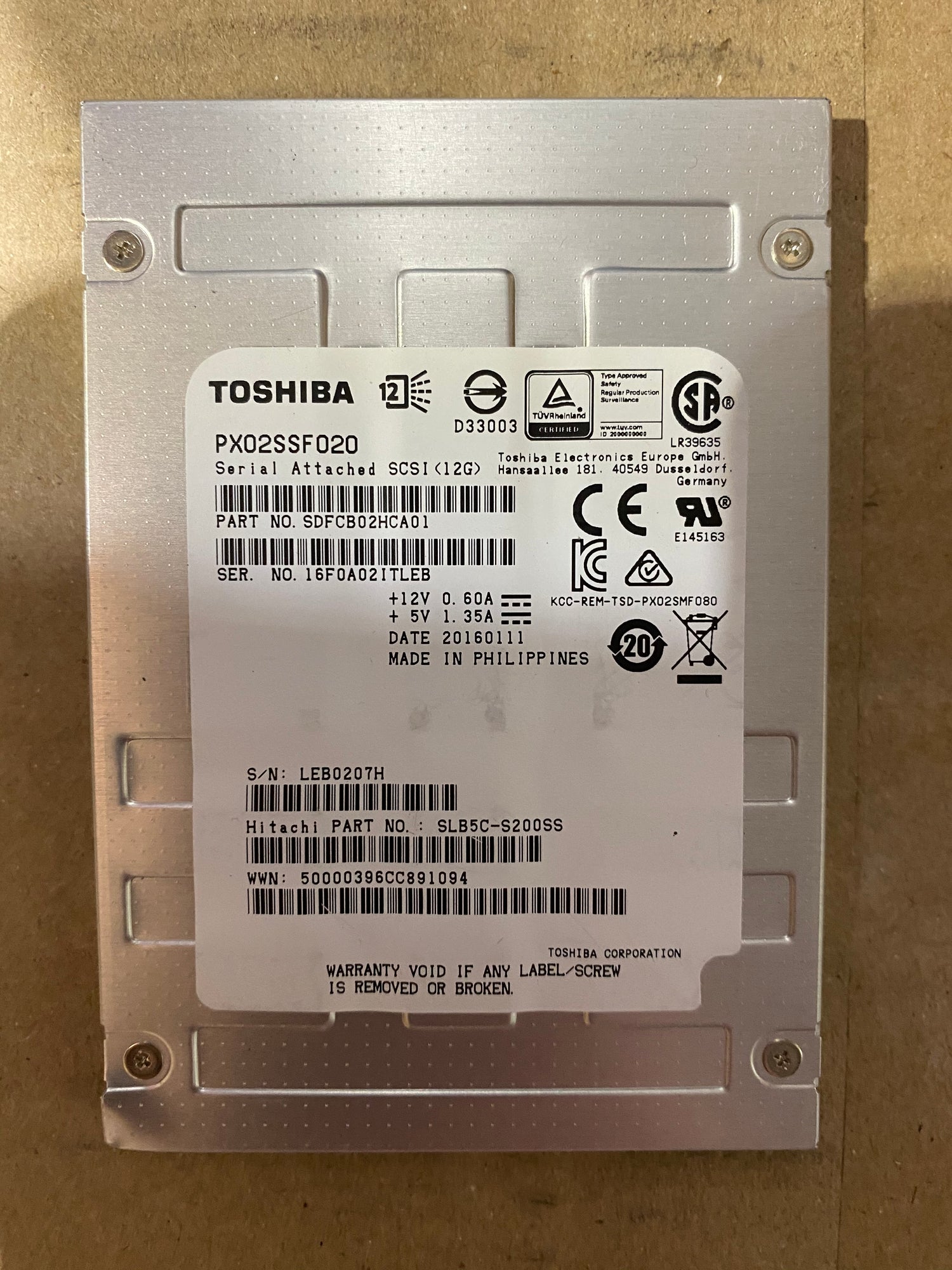 Hitachi Toshiba 200GB MLC 12G SAS 2.5inch SSD Hard Disk Drive NO TRAY PN: SLB5C-S200SS 2nd:PX02SSF020: Alt (SDFCB02HCA01) Other //
