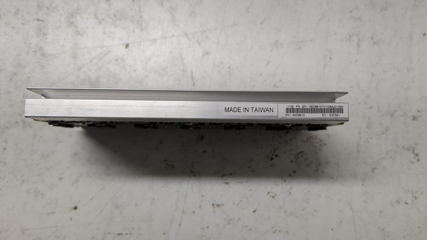 IBM zEnterprise IBM 45D9910 voltage regulator module Alt () Other //