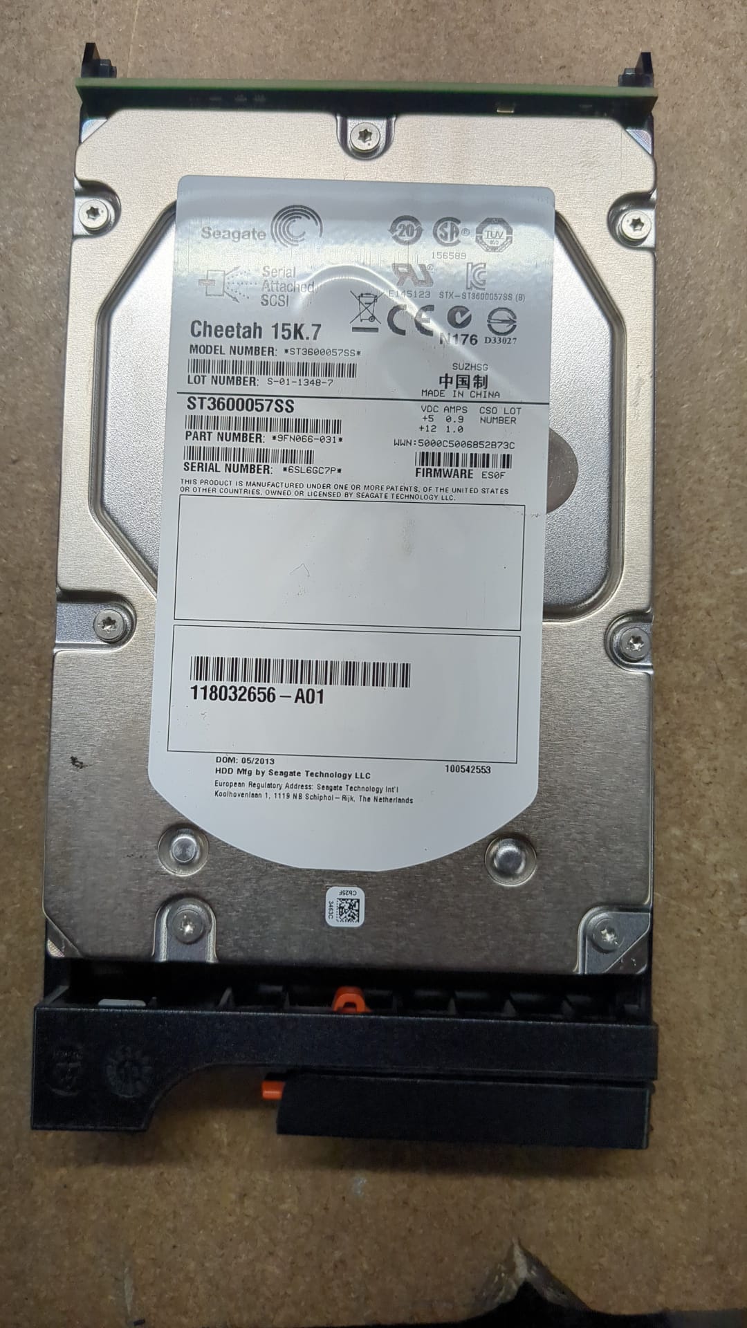 EMC 600GB 15K 6Gbps VNXe 3100 3150 Hard Disk Drive 005049039 2nd :V2-PS15-600: Alt () Other /Seagate ST3600057SS 9FN066-031  118032656-A01 ES0F Firmware/