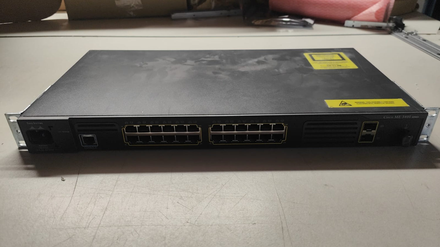Cisco ME-3400-24TS-A ME 3400 Series 24-Port Ethernet Switch 2nd :: Alt () Other //