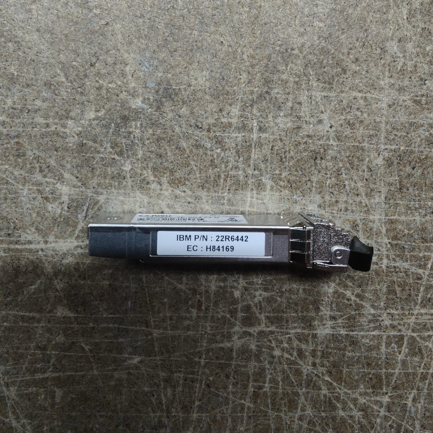 IBM 4GB SFP Tranceiver PN:22R6442 2nd :22R6442: Alt () Other //