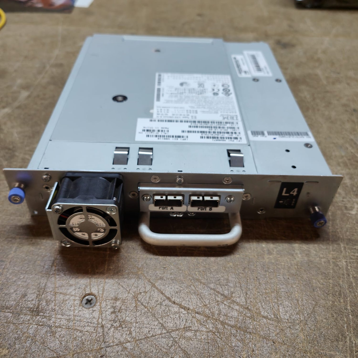 Dell LTO-4 SAS HH for TL2000/TL4000 45E2030 PN:N8V0K 2nd :N8V0K: Alt () Other //