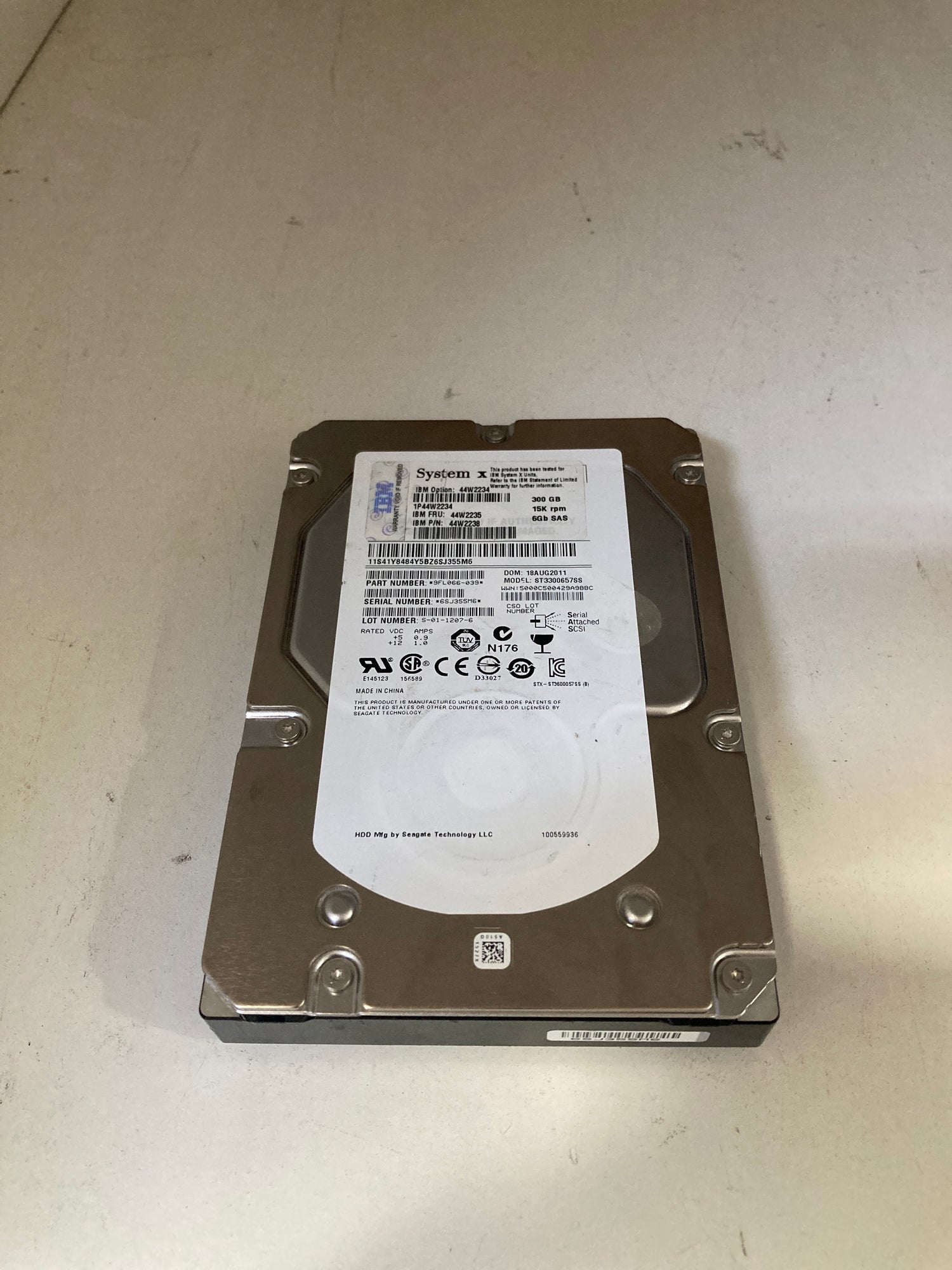 IBM SAS 300GB 15K 6GB Hard Disk Drive 44W2235 2nd :44W2235: Alt () Other //