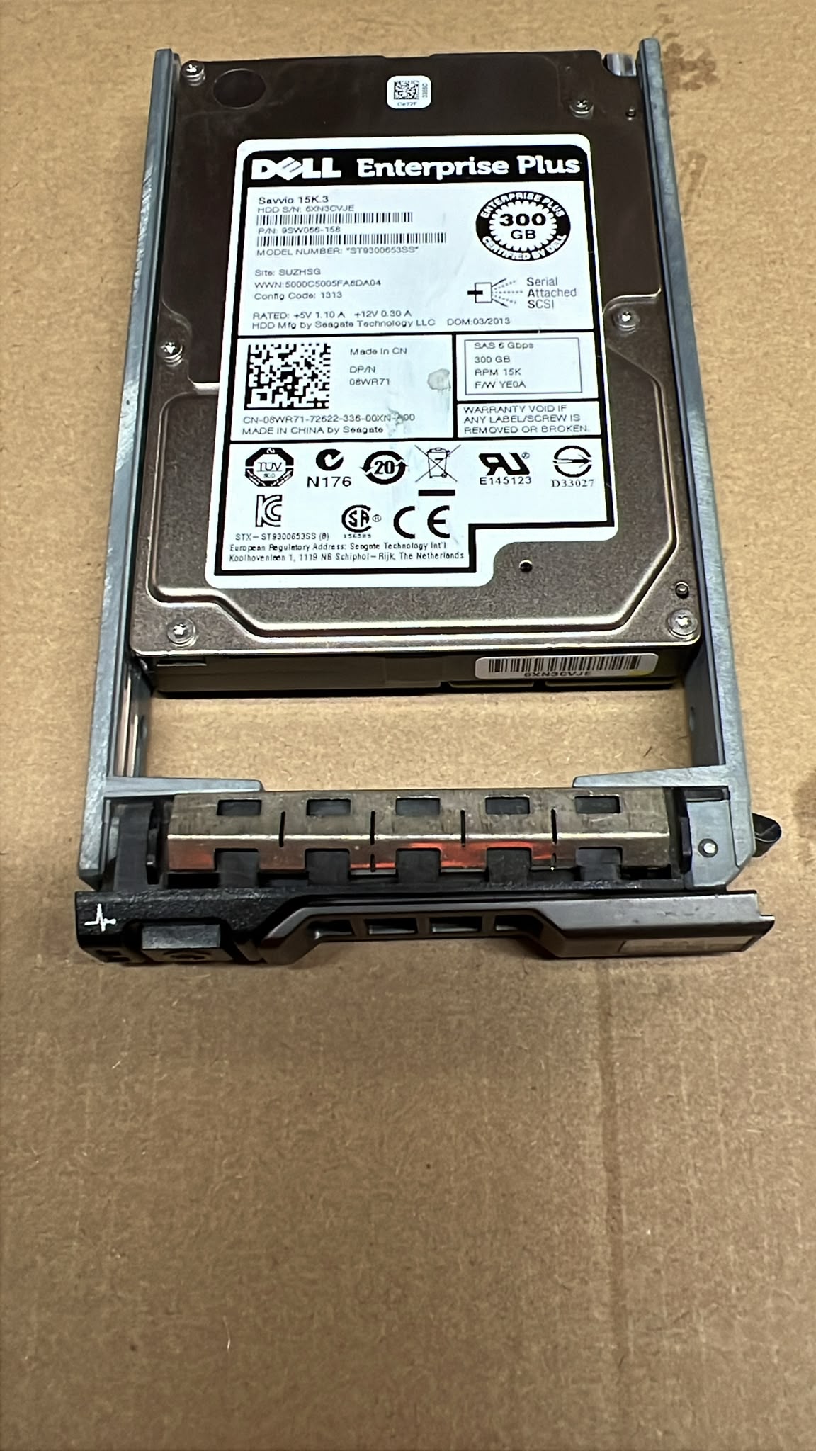 Dell SAS 300GB 15K 2.5inch Equallogic Hard Disk Drive 9SW066-158  8WR71 2nd :8WR71: Alt () Other /H8DVC/