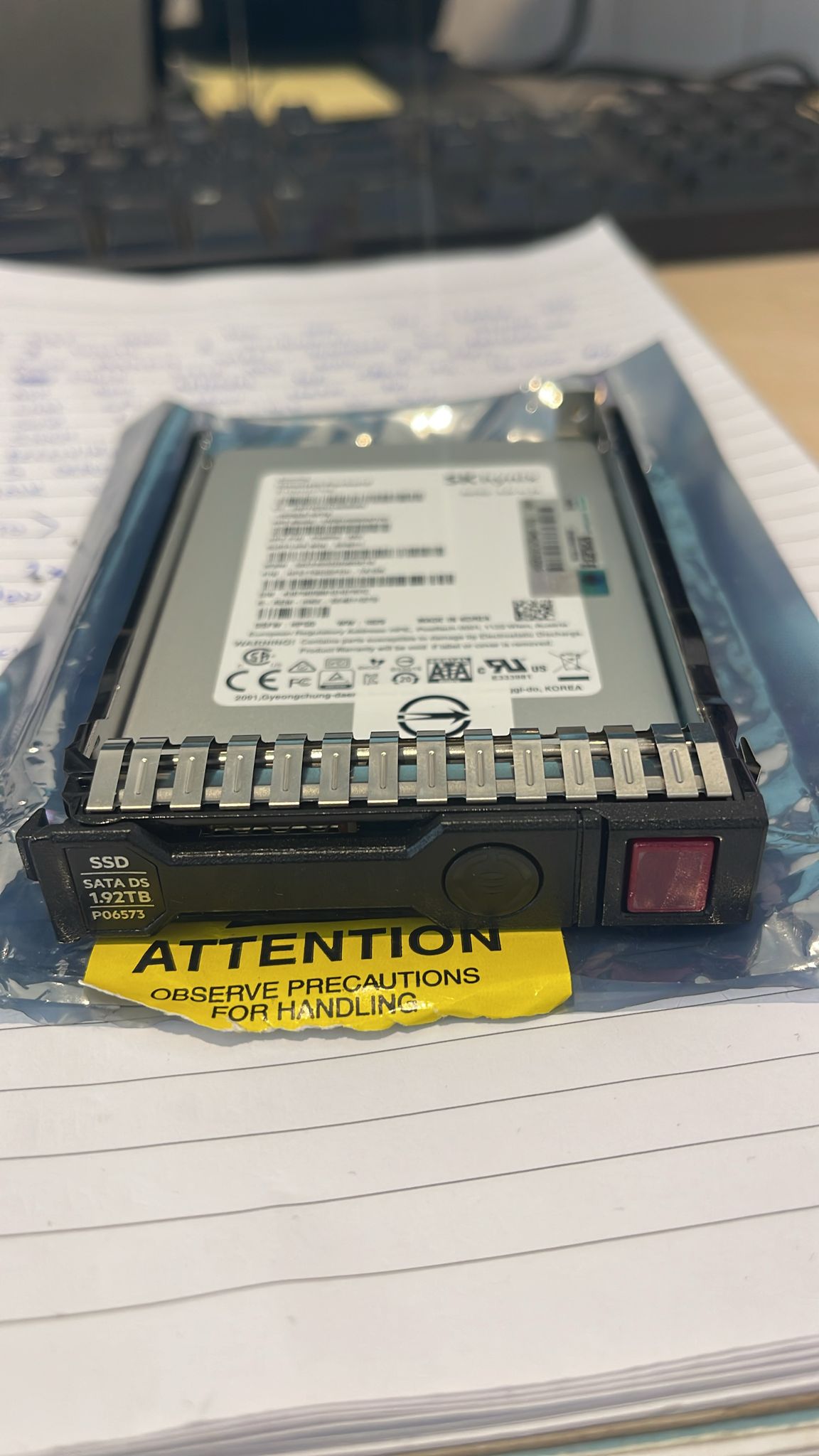 HP P06198-B21 1.92TB SATA 6G MU SFF BC 2.5 Hard Disk Drive 2nd :: Alt (P06573-001) Other /VK001920GWTHC HFS1T9G32FEH-7A10A PO4954-003/