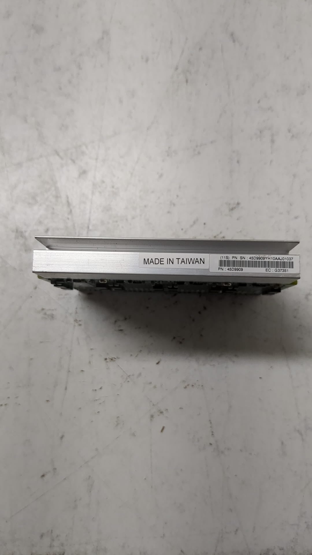 IBM zEnterprise IBM 45D9909 voltage regulator module Alt () Other //